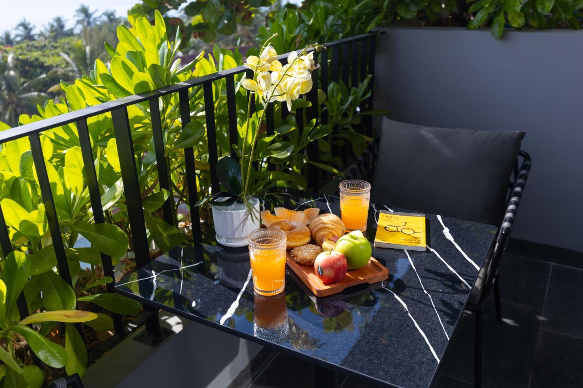 Jbay Beachfront Boutique Hotel Đà Nẵng Exterior foto